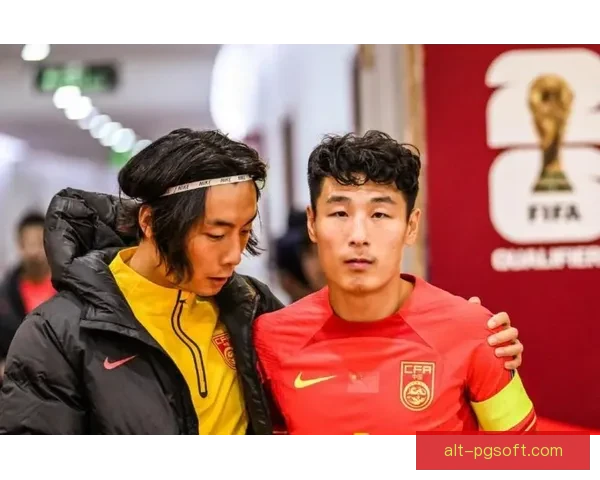 中国男足世预赛生死战0比1憾负韩国 新加坡门将神勇表现助力晋级